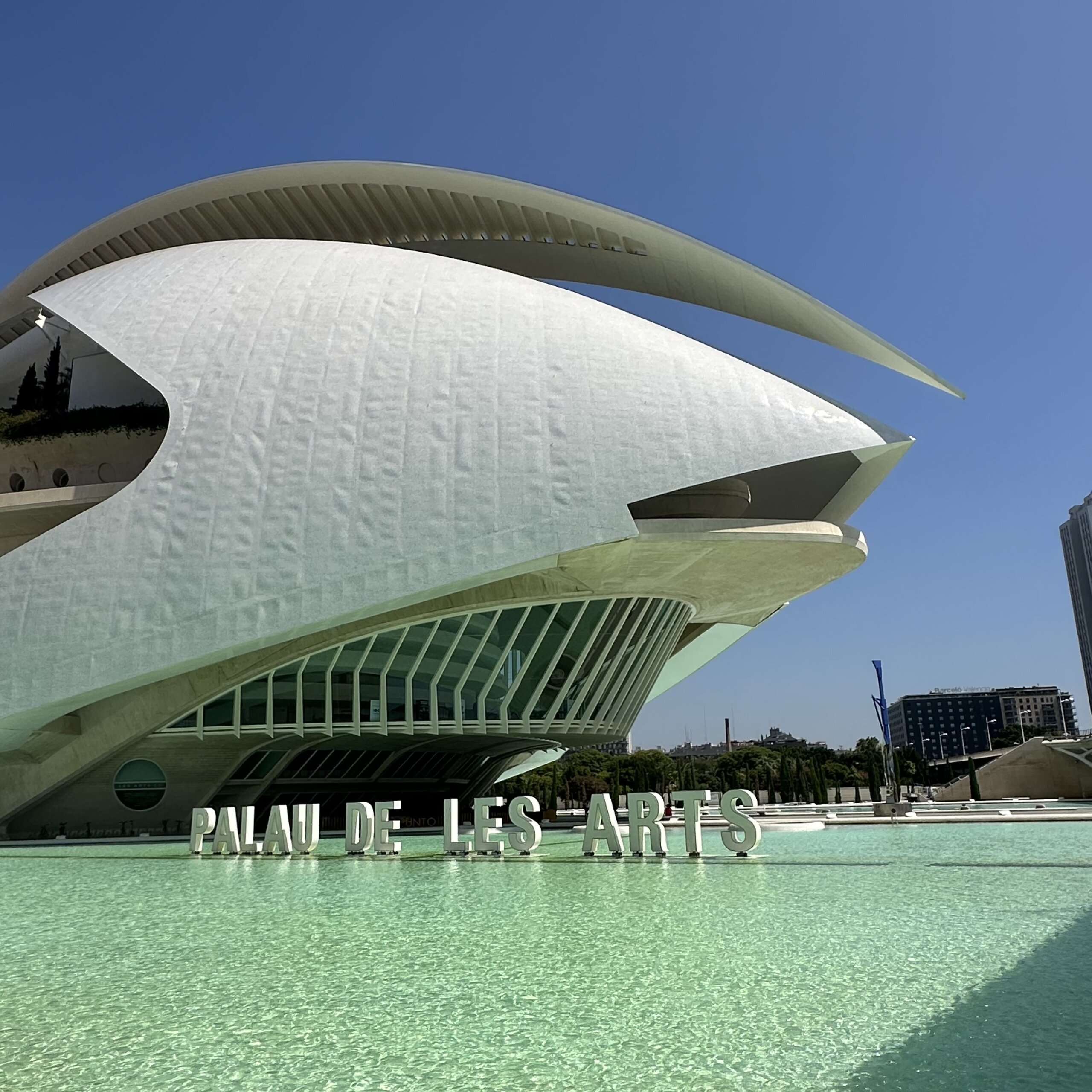 Palais_des_arts_Valence
